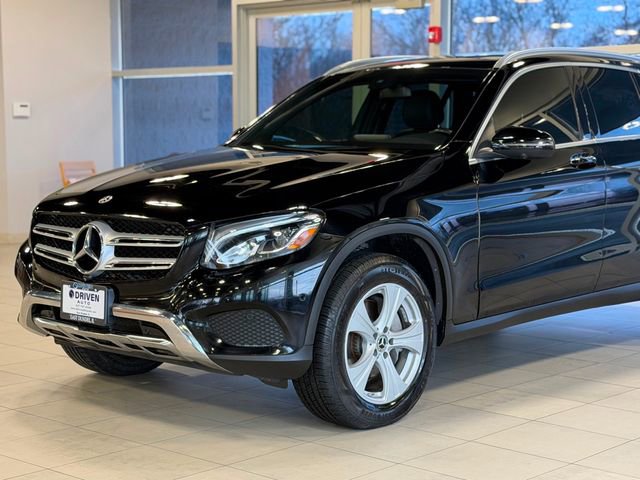 Used 2018 Mercedes-Benz GLC 300 4MATIC image 3