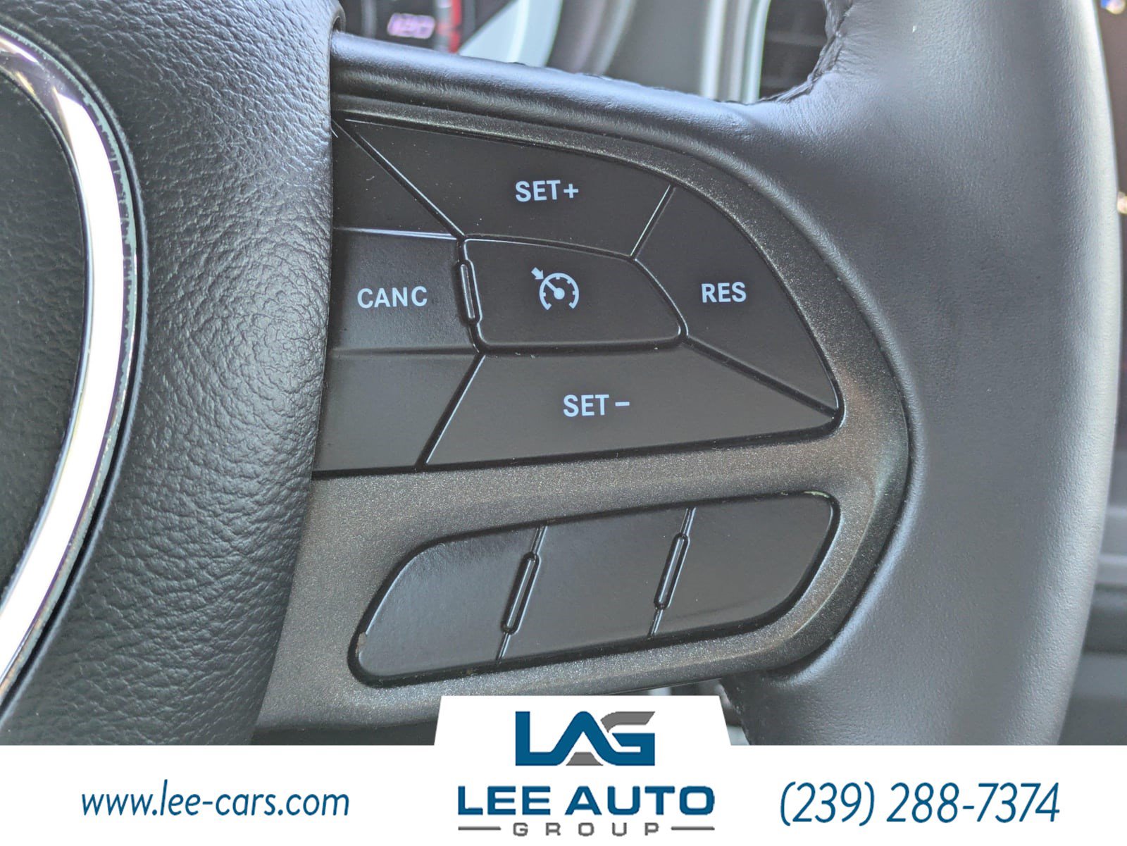 Used 2023 Dodge Charger SXT RWD image 22