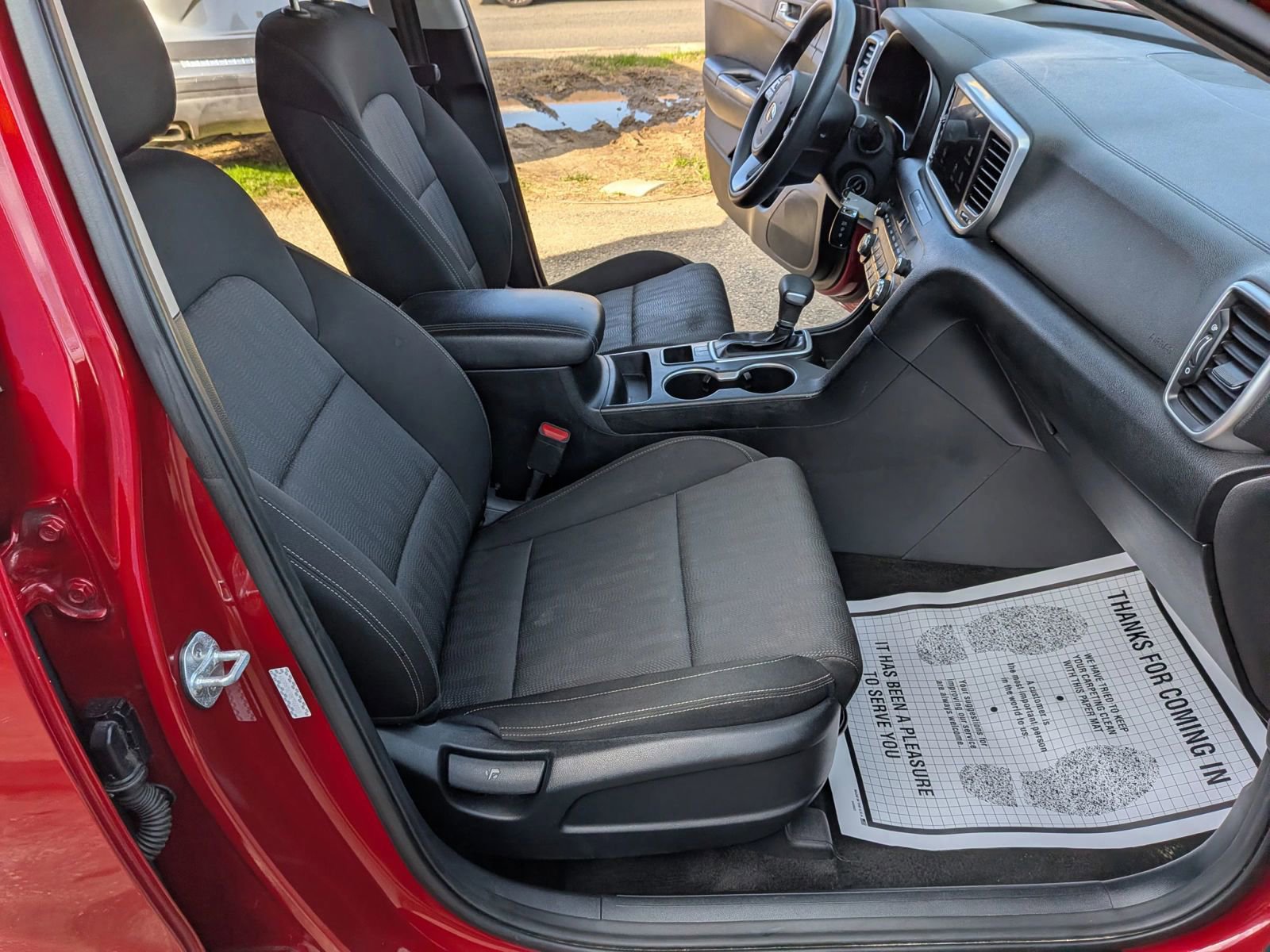 Used 2021 Kia Sportage LX image 31