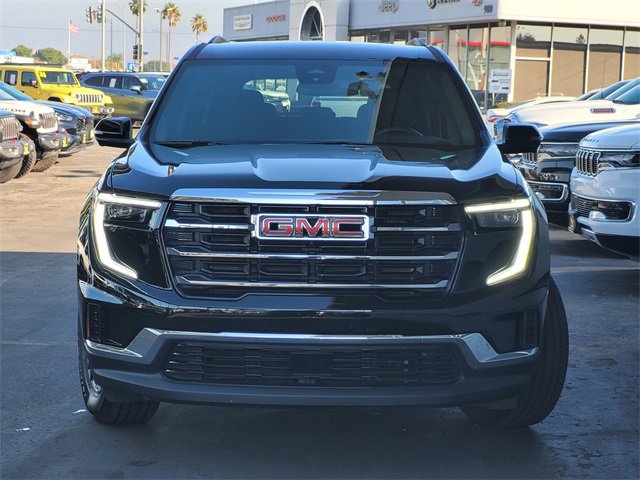 Used 2025 GMC Acadia Elevation image 2