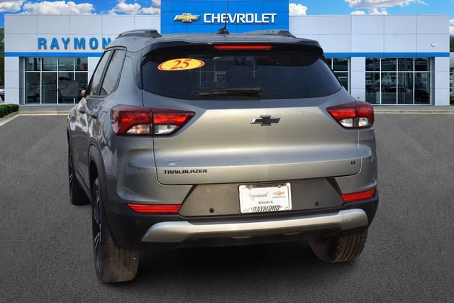 New 2025 Chevrolet TrailBlazer LT w/ Convenience Package image 5