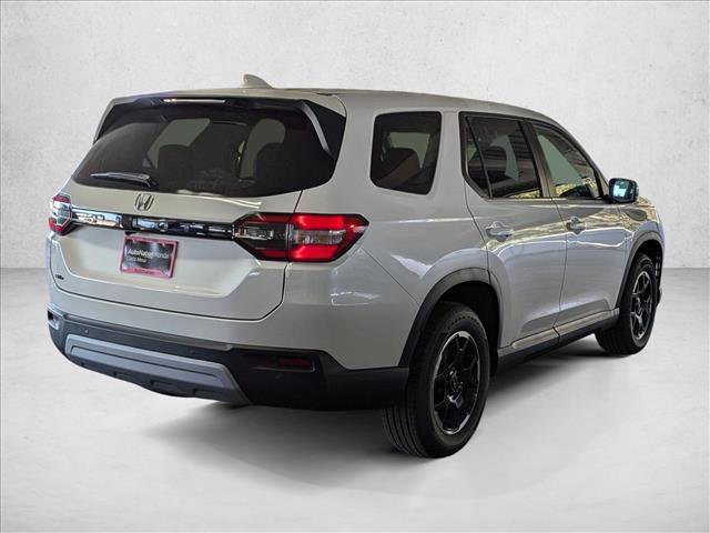 New 2025 Honda Pilot EX-L image 2