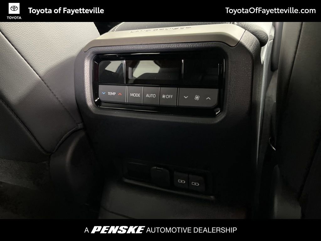 Used 2026 Toyota Land Cruiser Base image 9