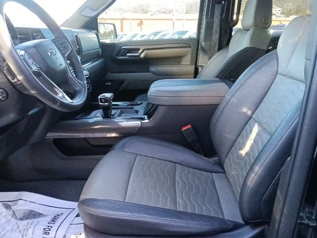 Used 2023 Chevrolet Silverado 1500 ZR2 w/ Technology Package image 15