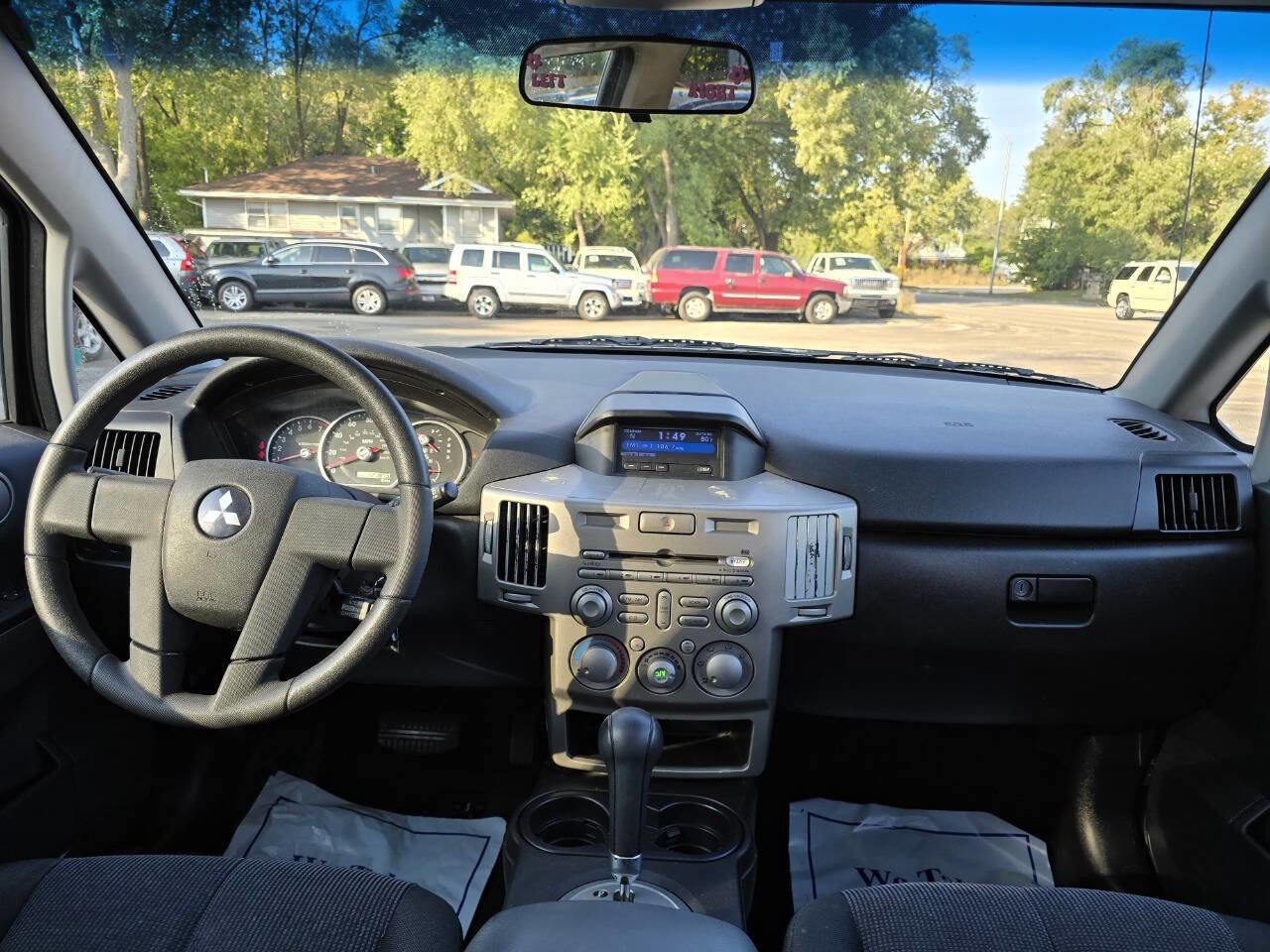 Used 2004 Mitsubishi Endeavor XLS image 10