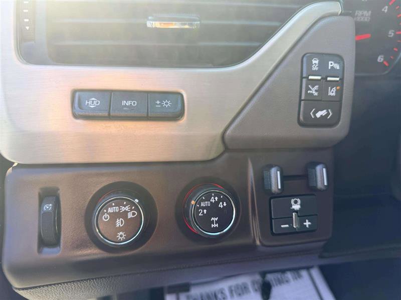 Used 2015 GMC Yukon Denali w/ Premium Package image 37