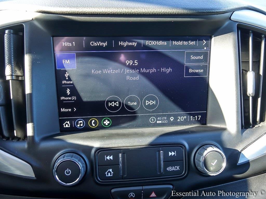 Used 2024 GMC Terrain SLT w/ Tech Package image 18