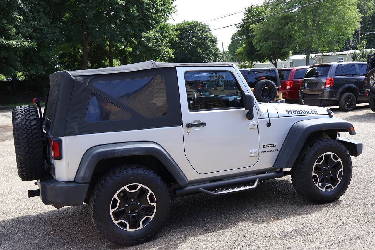 Used 2012 Jeep Wrangler Sport AWD/4WD image 11