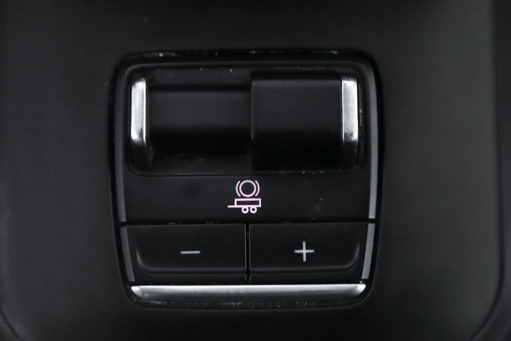 Used 2022 GMC Sierra 1500 AT4X image 43