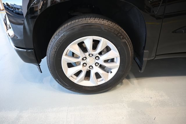 Used 2024 Chevrolet Silverado 1500 Custom AWD/4WD image 28