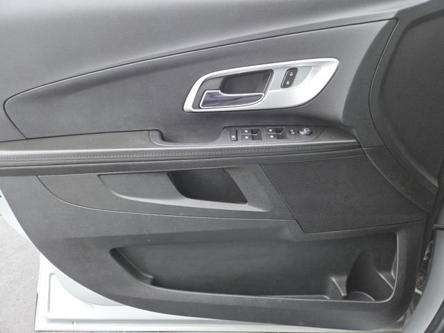 Used 2017 Chevrolet Equinox LS image 26