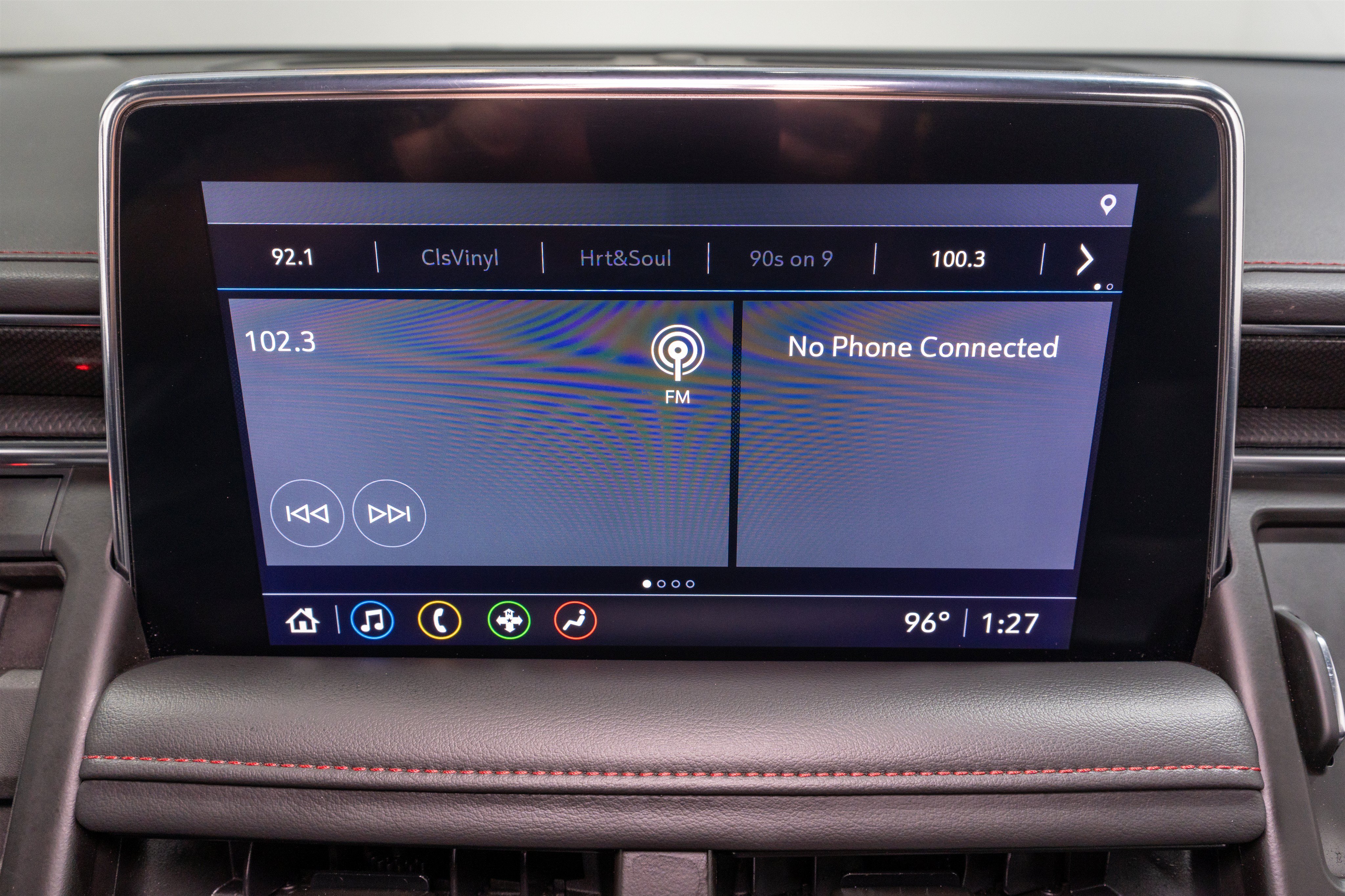 Used 2021 Chevrolet Suburban RST RWD image 15