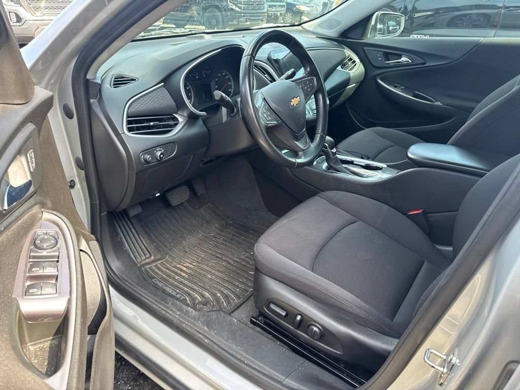 Certified 2021 Chevrolet Malibu RS FWD image 9