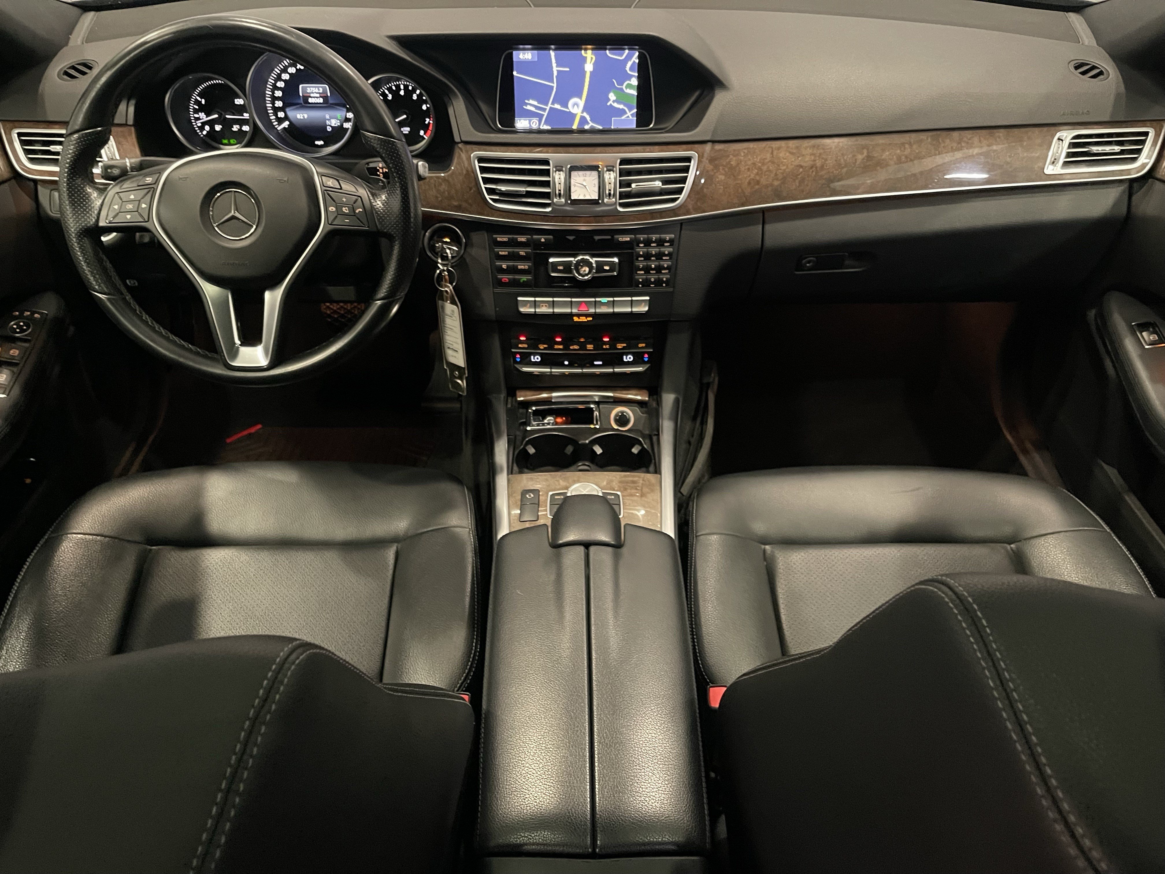 Used 2015 Mercedes-Benz E 350 4MATIC Sedan image 16