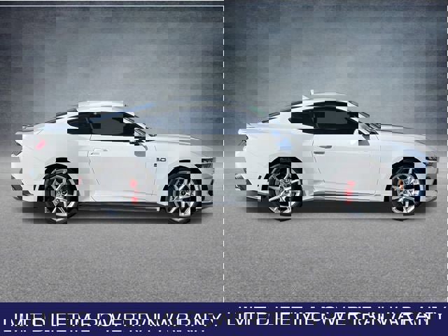 Used 2024 Ford Mustang GT Premium image 3