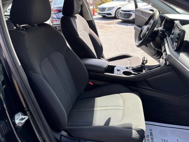 Used 2023 Kia K5 LXS FWD image 18