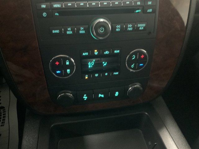 Used 2013 Chevrolet Tahoe LT w/ Luxury Package image 32