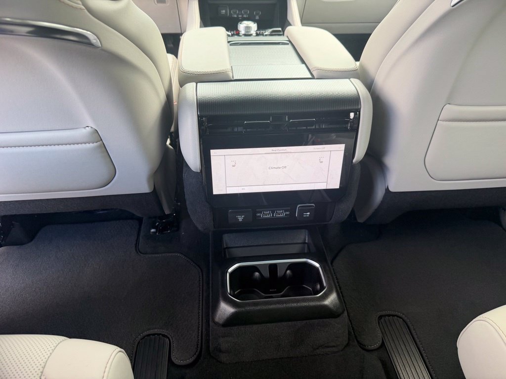 New 2026 Jeep Grand Wagoneer Summit AWD/4WD image 30