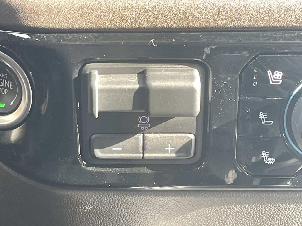 Used 2023 Chevrolet Silverado 1500 LTZ w/ Technology Package image 22