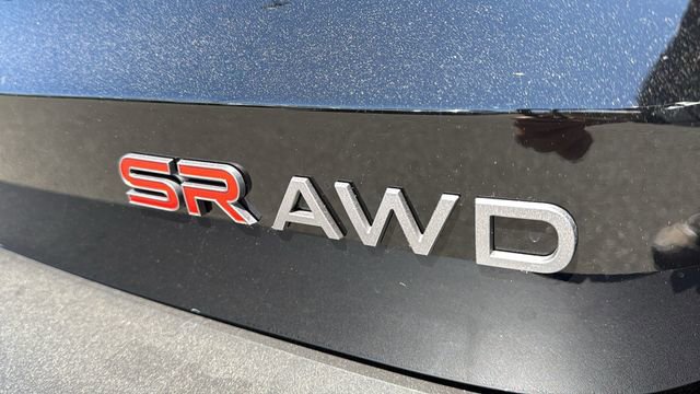 New 2025 Nissan Kicks SR image 28