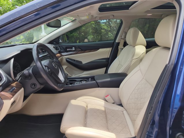 Used 2017 Nissan Maxima Platinum FWD image 16