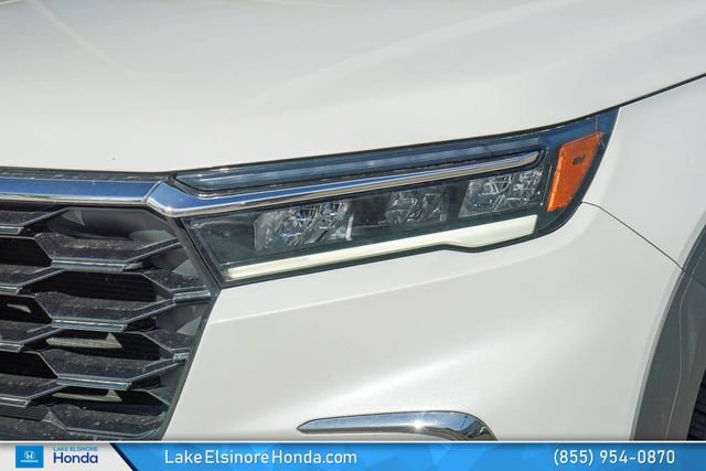 Used 2025 Honda Pilot Touring image 5