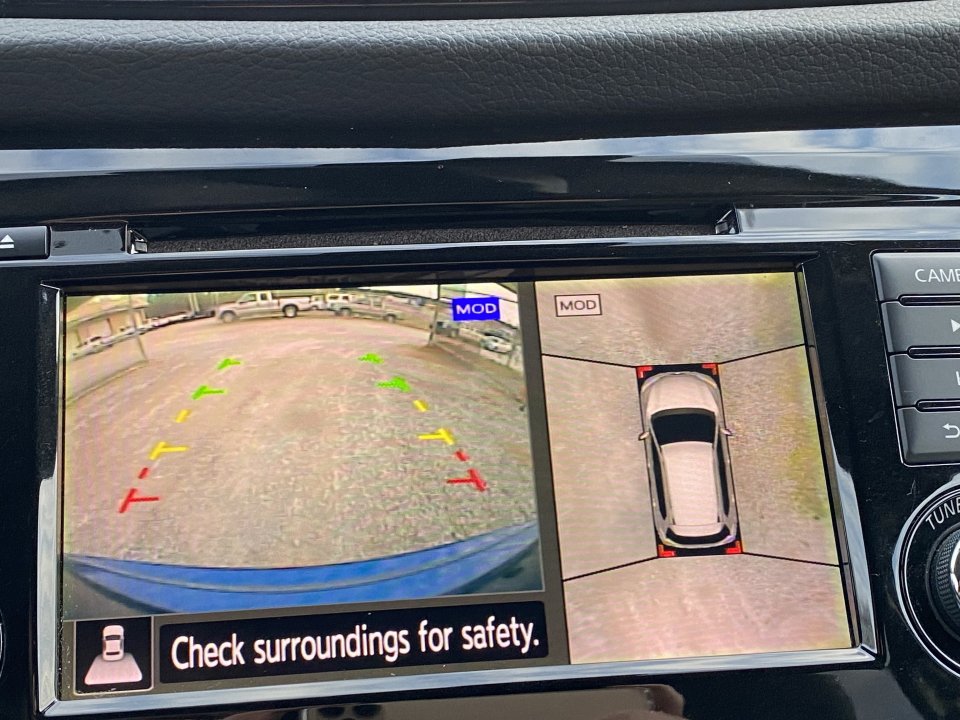 Used 2018 Nissan Rogue SL FWD image 15