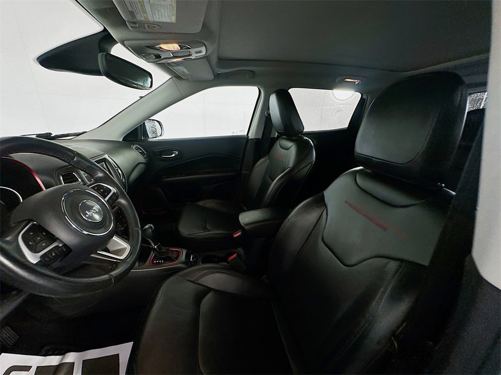 Used 2019 Jeep Compass Trailhawk w/ Leather Interior Group image 21