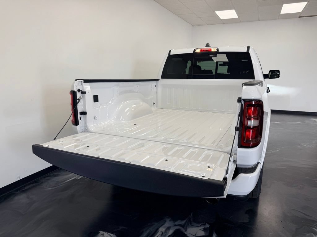 New 2026 RAM 1500 Big Horn AWD/4WD image 7