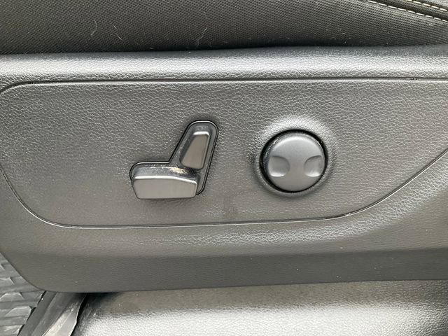 Used 2025 RAM 1500 Big Horn AWD/4WD image 6