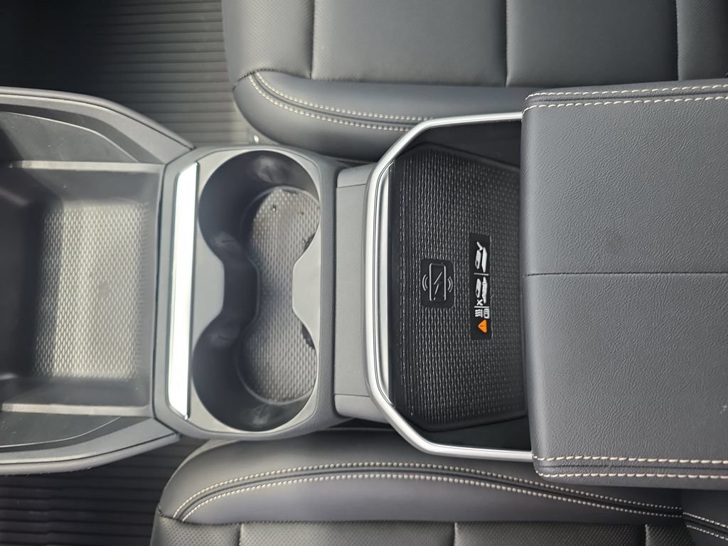 New 2026 GMC Terrain Elevation w/ Elevation Premium Package FWD image 25