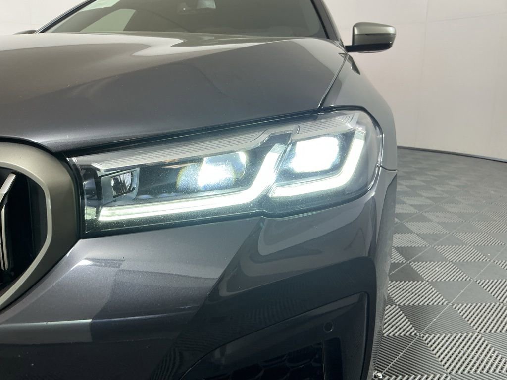 Used 2021 BMW M550i xDrive w/ Dynamic Handling Package image 8