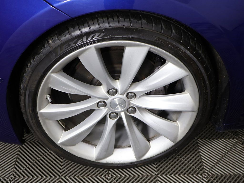 Used 2016 Tesla Model S 90D image 19