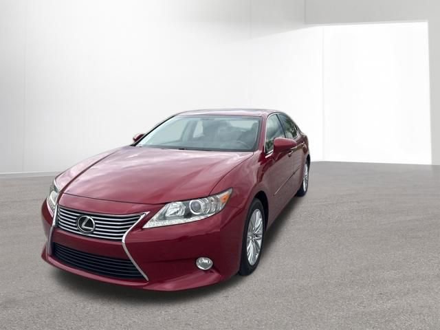 Used 2013 Lexus ES 350 w/ Luxury Pkg FWD image 2