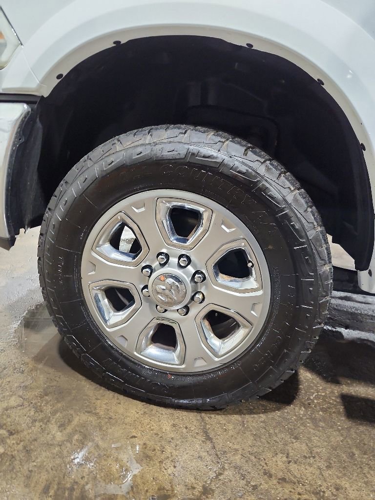 Used 2017 RAM 2500 Laramie AWD/4WD image 37