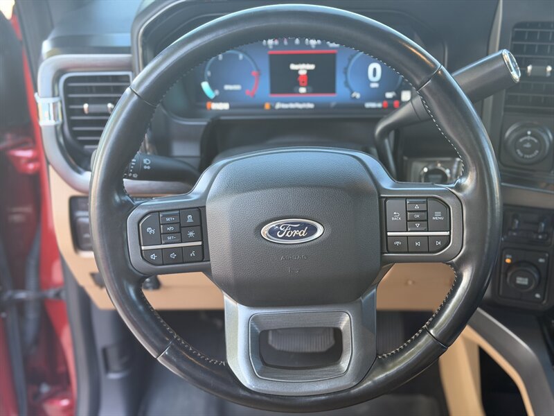 Used 2023 Ford F350 Lariat w/ Lariat Ultimate Package AWD/4WD image 15