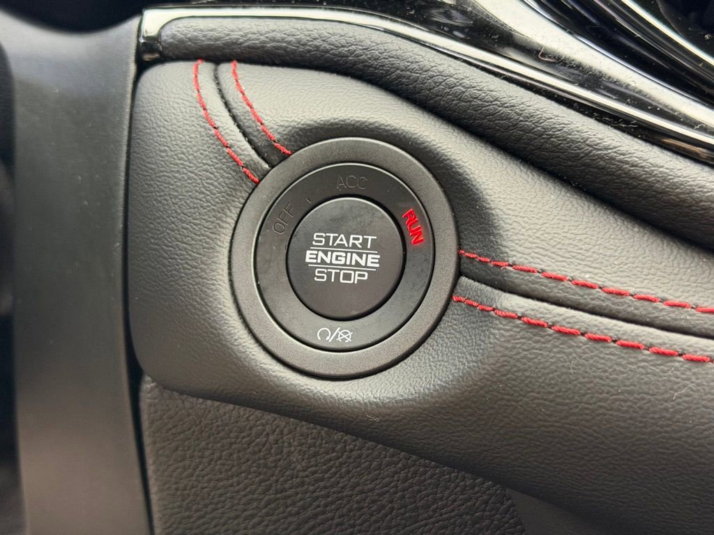 Certified 2025 Dodge Durango GT image 29