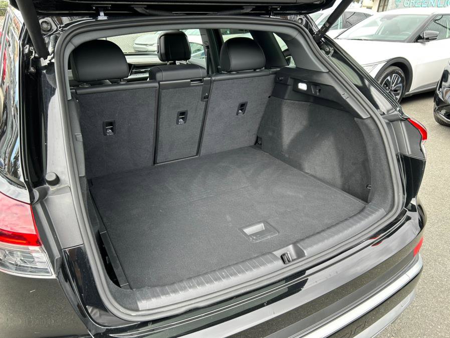 Used 2023 Audi Q4 e-tron Prestige w/ 20" Wheel Package image 48
