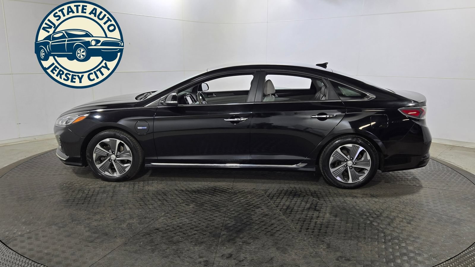 Used 2019 Hyundai Sonata Limited FWD image 4
