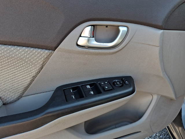 Used 2012 Honda Civic Hybrid Sedan image 7