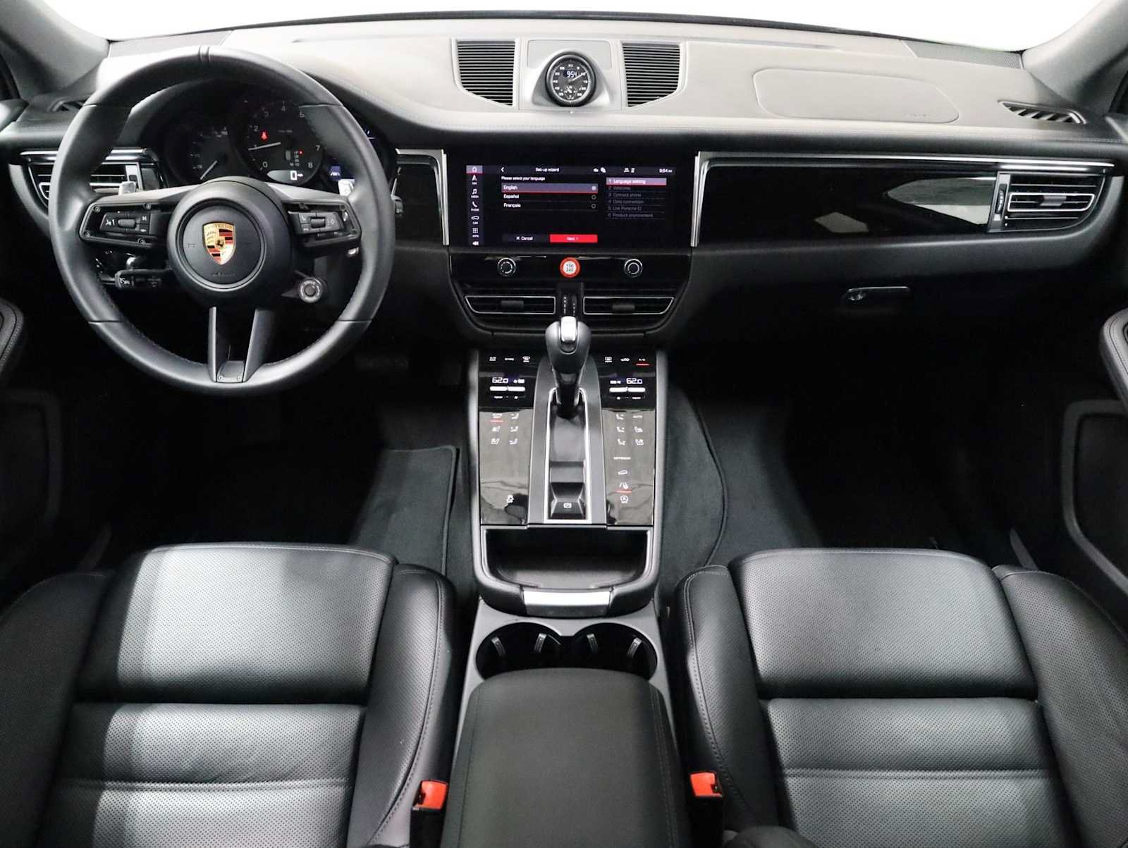 Certified 2026 Porsche Macan AWD/4WD image 26