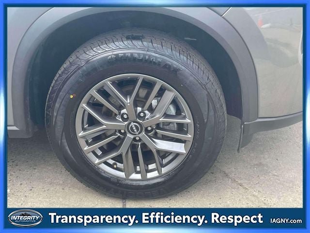 Certified 2025 Nissan Rogue S AWD/4WD image 9