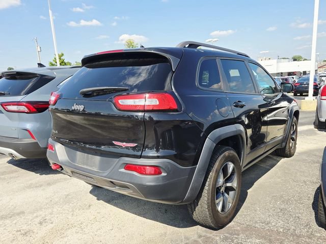 Used 2014 Jeep Cherokee Trailhawk w/ Leather Interior Group AWD/4WD image 2