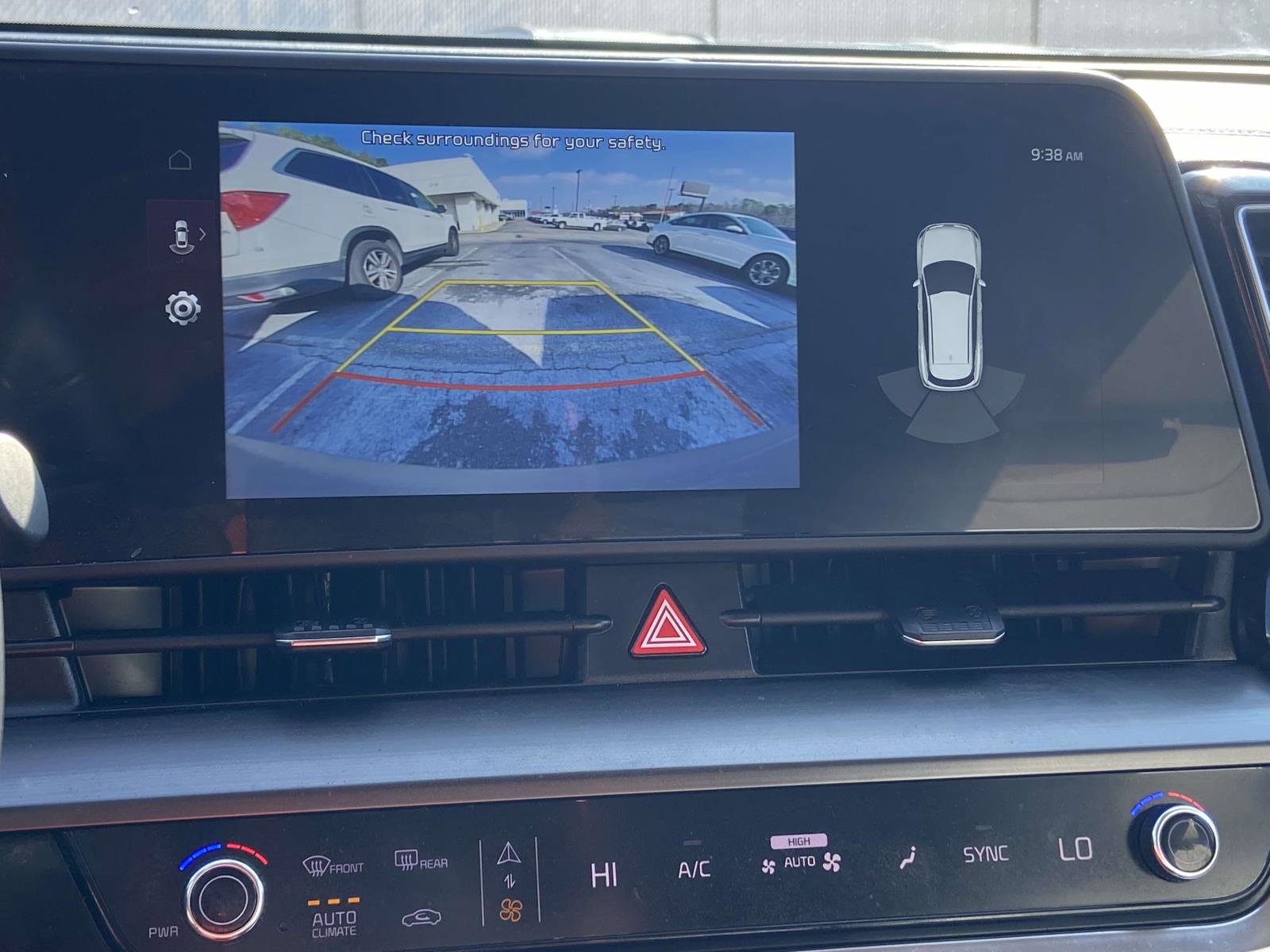 Used 2025 Kia Sportage EX image 19