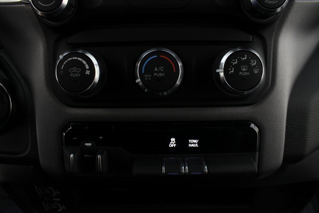 Used 2024 RAM 2500 Big Horn w/ Bed Utility Group image 6