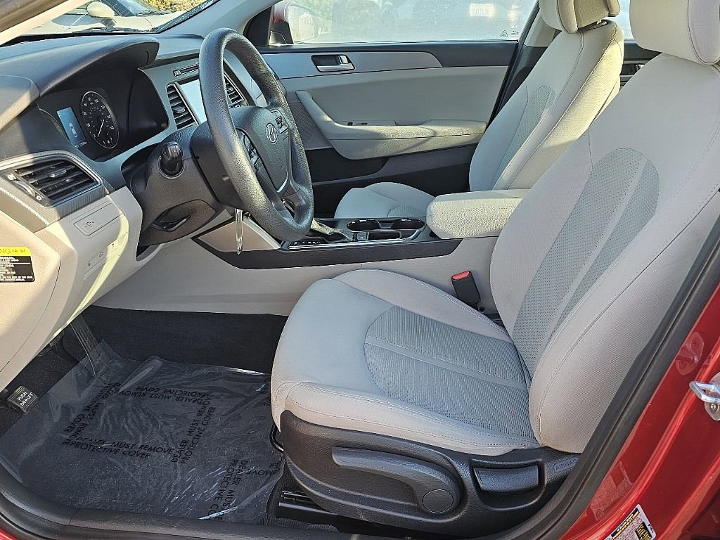 Used 2016 Hyundai Sonata SE image 25