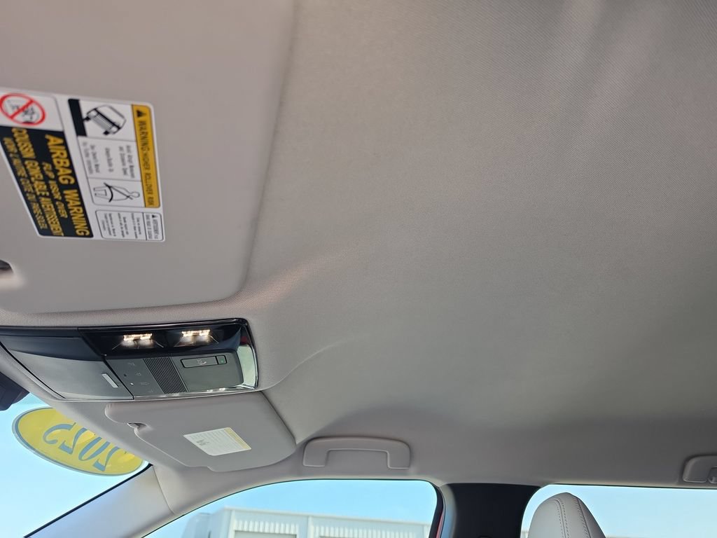 Used 2025 Mitsubishi Outlander SE FWD image 30