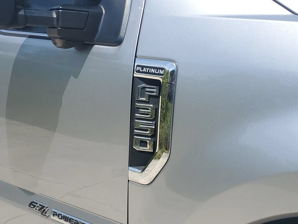 Used 2022 Ford F350 Platinum AWD/4WD image 11
