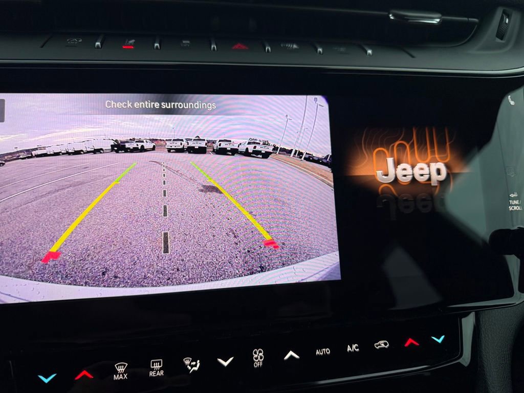 New 2026 Jeep Grand Cherokee Limited w/ Limited Altitude Package RWD image 21