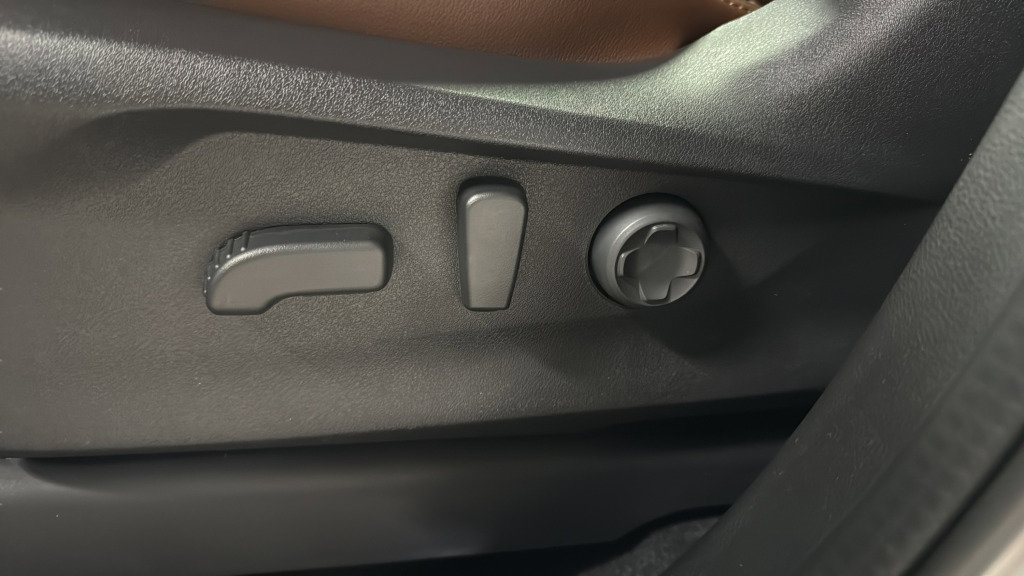 New 2026 Subaru Ascent Touring image 18